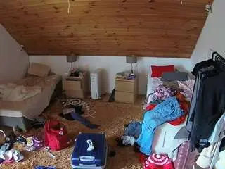 Camsoda Free Live Porn of voyeurcam-julmodels-whitebed-3