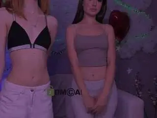 Camsoda Live Sex Cam of angie-foxy1