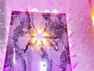 Camsoda Best Webcam of playful-violet