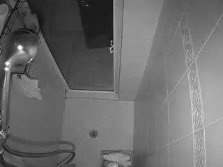 Camsoda Watch Live Sex Cams of voyeurcam-baileybase-shower