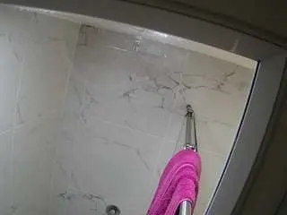 Camsoda Free Porn Cam of voyeurcam-casa-salsa-bathroom-12