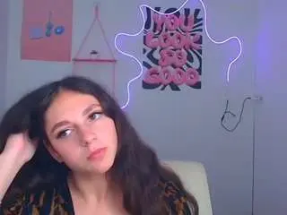 Camsoda Nude Webcam of olivialiveu