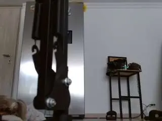 Camsoda Free Porn Cam of sweet-horny88