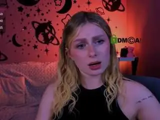 Camsoda Watch Live Sex Cams of mary-meow-hot