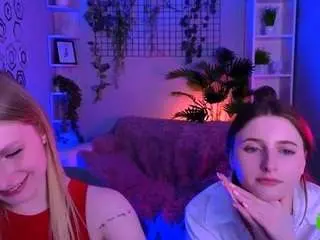 Camsoda Live Sex Cam of mary-meow-hot