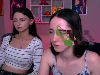 Camsoda Sex Chat of caroline-honeyy
