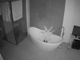 Camsoda Live Sex of voyeurcam-casa-salsa-bathroom-5