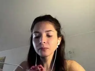 Camsoda Free Live Porn of lynellearmwood