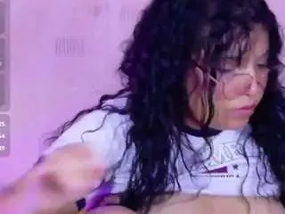 Camsoda Free Porn Cam of innocenthazel
