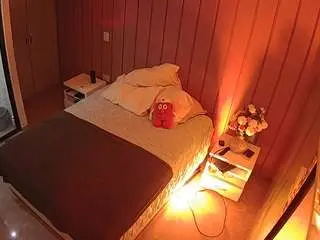 Camsoda Adult Video Chat of voyeurcam-casa-salsa-bedroom-7