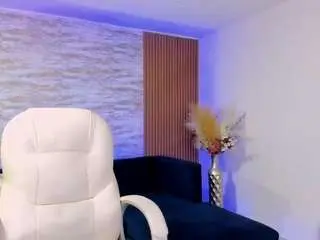 Camsoda Adult Webcams of angie-smiths