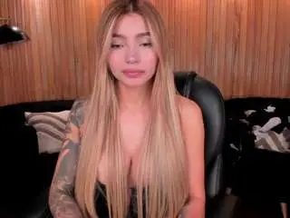 Camsoda Watch Live Sex Cams of meganwest