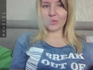 Camsoda Free Porn Cam of mybadcat