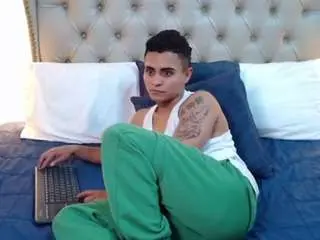 Camsoda Sex Chat of liiamthompson