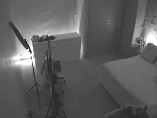 Camsoda Live Sex Cam of voyeurcam-casa-salsa-bedroom-12