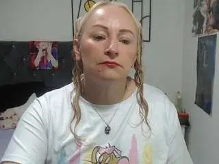 Camsoda Nude Webcam of emperatrizmessy