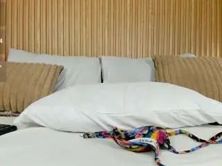 Camsoda Nude Webcam of yalezka