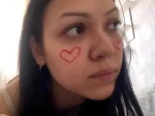 Camsoda Free Live Porn of azziepov
