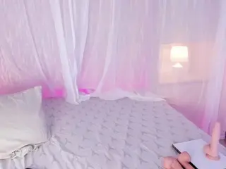 Camsoda Nude Webcam of ivannaawest
