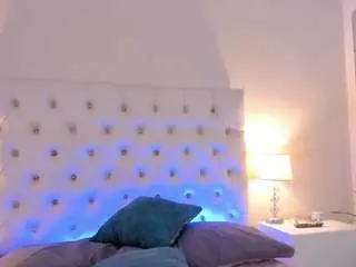 Camsoda Watch Live Sex Cams of scarlett-bunnyy