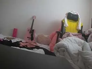 Camsoda Adult Video Chat of voyeurcam-sexy-little-ana-01
