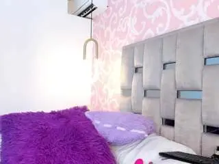 Camsoda Best live sex cam show of annievanegas