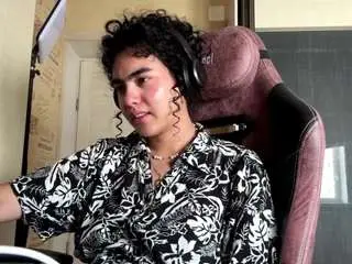 Camsoda Nude Webcam of nieshaperkins