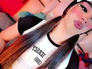 Camsoda Free Porn Cam of camilavasquezz