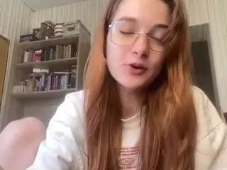 Camsoda Sex Cam of carlinebyler