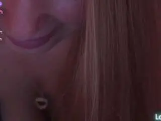 Camsoda Nude Webcam of miaredfox