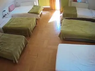 Camsoda Private Sex Chat of voyeurcam-julmodels-bed-6