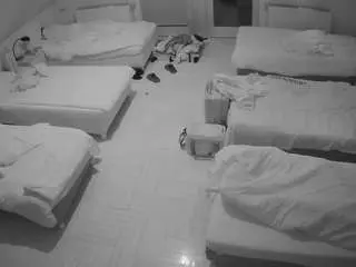 Camsoda Best Webcam of voyeurcam-julmodels-bed-6