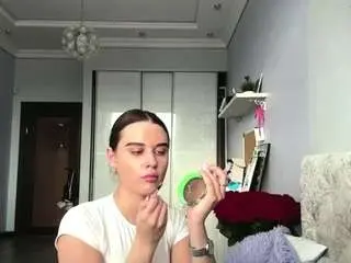 Camsoda Free Porn Cam of mamiebreedan