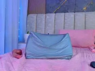 Camsoda Free Porn Cam of carol-jc