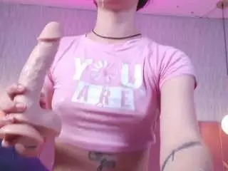 Camsoda Free Porn Cam of heatwavwharmony