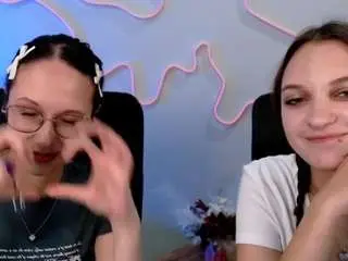 Camsoda Nude Webcam of mona-cloud