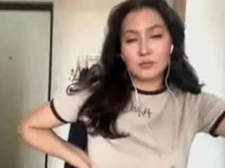 Camsoda Adult Video Chat of celestinavey