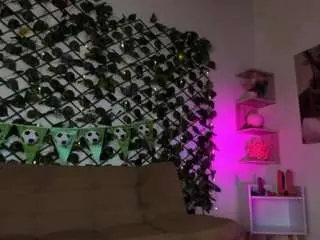 Camsoda Nude Webcam of tammyandrade