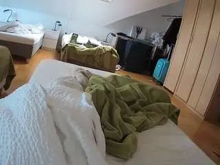 Camsoda Free Live Porn of voyeurcam-julmodels-bed-1