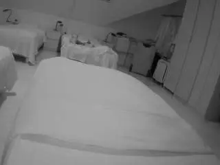 Camsoda Adult Webcam of voyeurcam-julmodels-bed-1