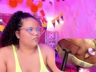 Camsoda Sex Cam of mhia-rey