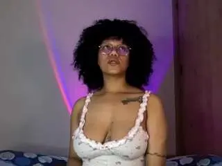 Camsoda Free Live Porn of emma-ruiz