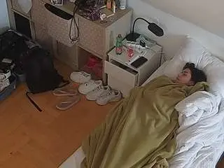 Camsoda Free Porn Cam of voyeurcam-julmodels-bed-7