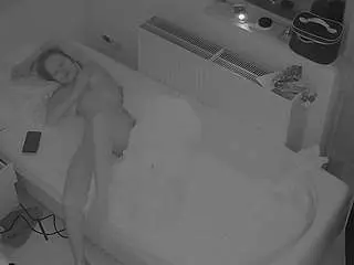 Camsoda Adult Webcam of voyeurcam-julmodels-bed-7