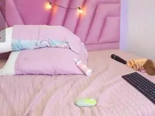 Camsoda Nude Webcam of thinsamathagirl