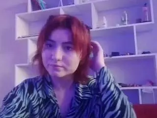 Camsoda Sex Cam of thomasinebuxbaum