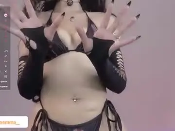 Chaturbate Sex Cam of prettyemma_