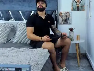 Chaturbate Free Porn Cam of zack_froone