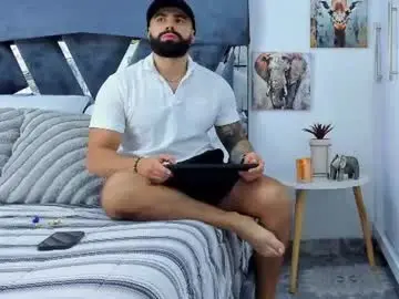 Chaturbate Live Porn of zack_froone
