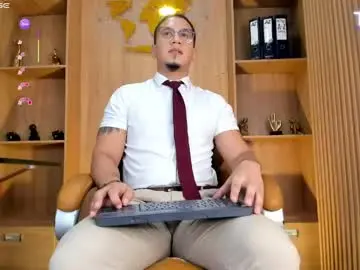 Chaturbate Live Sex Cam of joshmiller___
